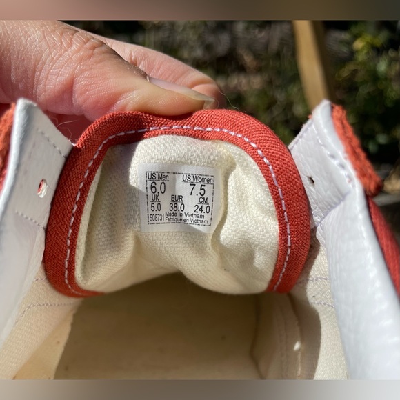 Vans Old Skool Auburn Suede Shoes - Picture 3 of 8